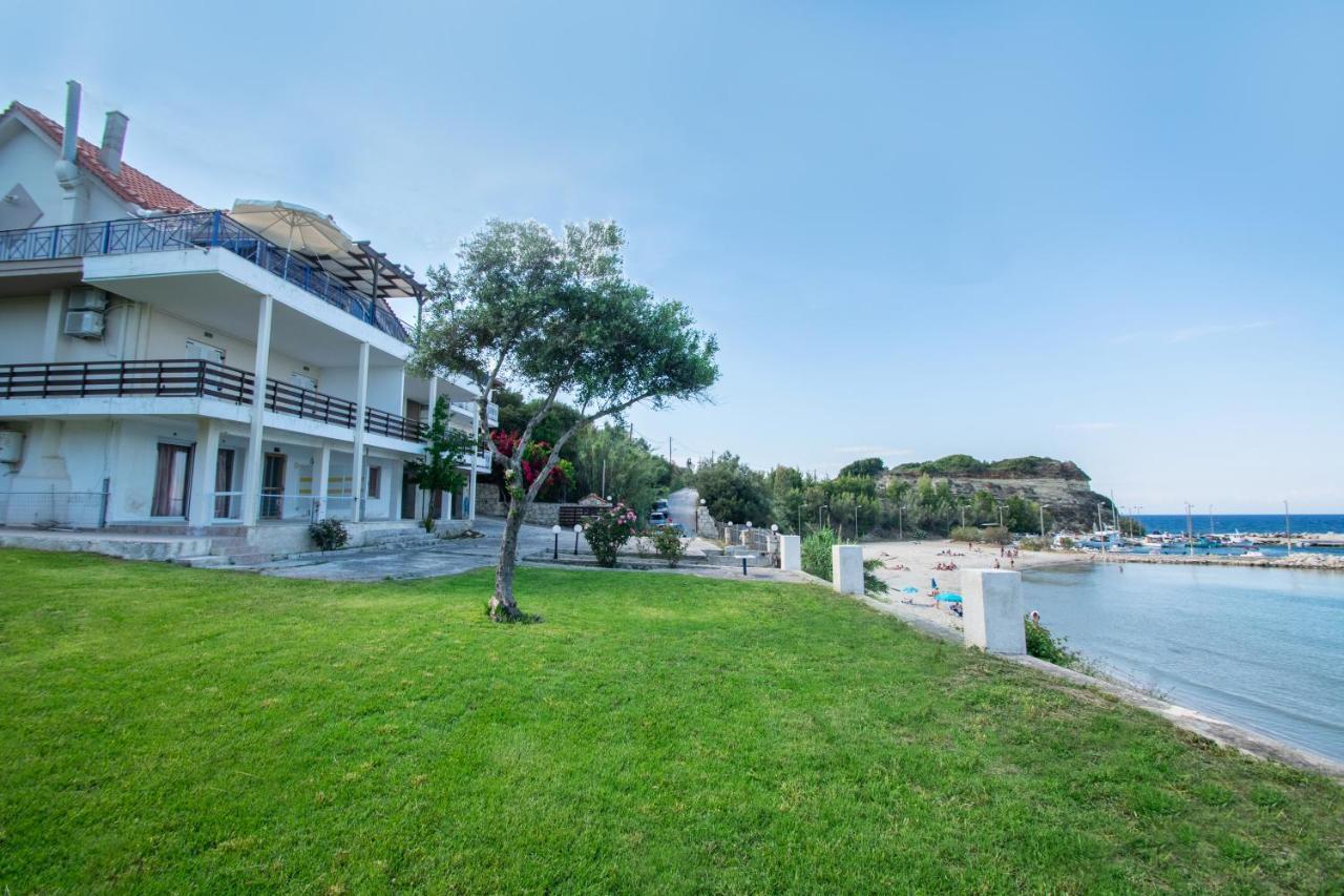 Paradiso Del Mare On The Beach By "Elite" Plános Exteriör bild